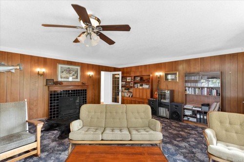 6009 River Rd, Port Alberni, BC 