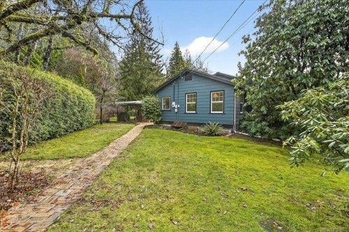 6009 River Rd, Port Alberni, BC 