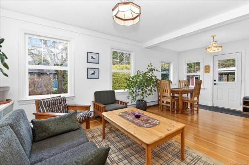 6009 River Rd, Port Alberni, BC 