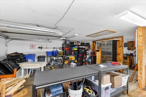 6009 River Rd, Port Alberni, BC 