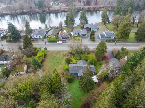 6009 River Rd, Port Alberni, BC 
