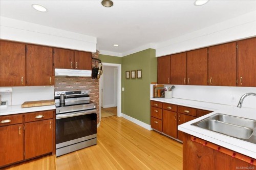 6009 River Rd, Port Alberni, BC 