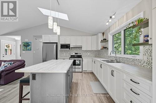 1717 Lakeshore Drive, Ottawa, ON - Indoor Photo Showing Kitchen With Double Sink With Upgraded Kitchen