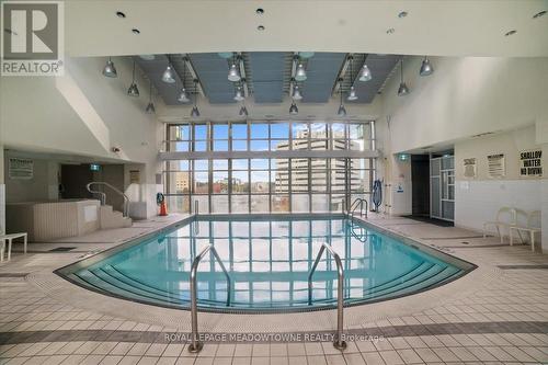 914 - 220 Burnhamthorpe Road W, Mississauga, ON - Indoor Photo Showing Other Room With In Ground Pool