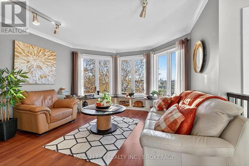 45 Huron Street, Greater Napanee (Greater Napanee), ON - Indoor Photo Showing Living Room