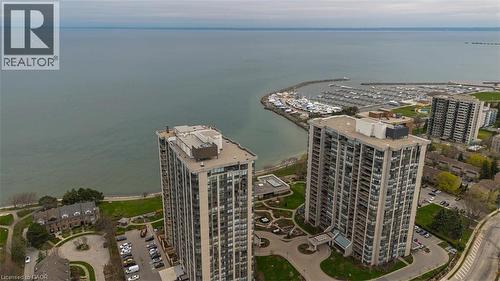 2170 MARINE Drive Unit# 2008  Oakville, ON L6L 5V1