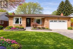 60 MILLBRIDGE CRESCENT Pelham (Fonthill), ON L3E 0E8