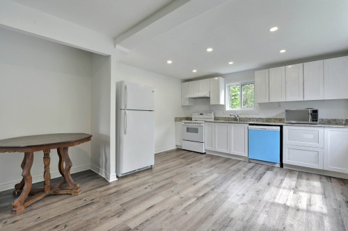 Kitchen - 4299 1Re Avenue, Laval (Laval-Ouest), QC - Indoor Photo Showing Kitchen