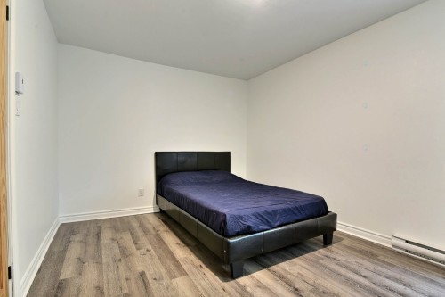 Master Bedroom - 4299 1Re Avenue, Laval (Laval-Ouest), QC - Indoor Photo Showing Bedroom