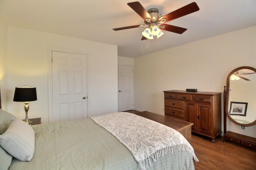 Chambre à coucher principale - 82 Rue Goudreau, Magog, QC - Indoor Photo Showing Bedroom