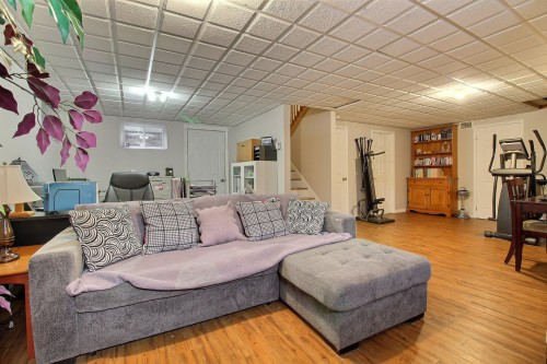 Salle familiale - 82 Rue Goudreau, Magog, QC - Indoor Photo Showing Living Room