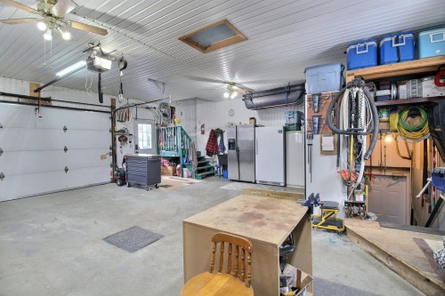 Garage - 82 Rue Goudreau, Magog, QC - Indoor Photo Showing Garage