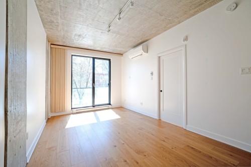 Overall view - 317-1575 Rue Gareau, Montréal (Ville-Marie), QC - Indoor Photo Showing Other Room