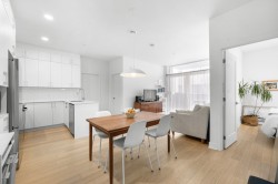 201-2500 Rue Dandurand  Montréal (Rosemont/La Petite-Patrie), QC H1Y 0C6