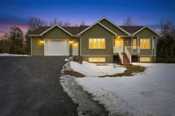 2110 10e Rue  Saint-Georges, QC G5Z 1V7