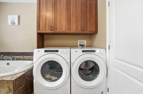 Salle de bains - 2110 10E Rue, Saint-Georges, QC - Indoor Photo Showing Laundry Room
