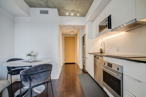 Cuisine - 509-101 Rue Peel, Montréal (Le Sud-Ouest), QC - Indoor