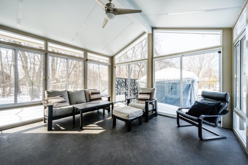 Sun Room - 1220 Rue Brigitte, Laval (Sainte-Dorothée), QC - Indoor Photo Showing Living Room