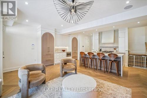 3266 SIXTH LINE  Oakville, ON L6M 5S9