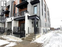 525 ERINBROOK Drive Unit# C060  Kitchener, ON N2E 3M8