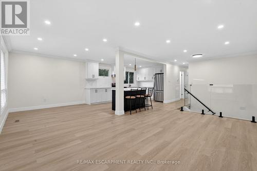 646 Cumberland Avenue, Burlington, ON - Indoor