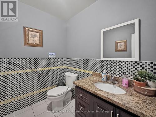 1850 Dundas Street, Mississauga, ON 