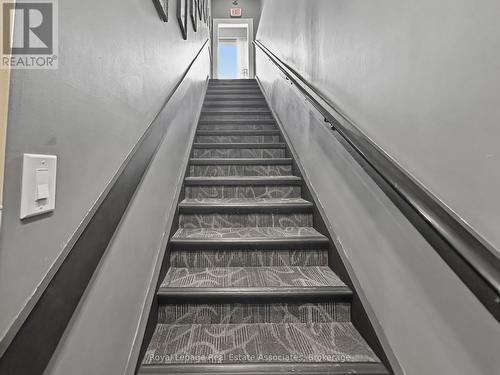 1850 Dundas Street, Mississauga, ON 