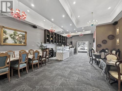 1850 Dundas Street, Mississauga, ON 