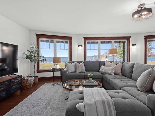 13573 Highway 6, Wallace Bridge, NS 