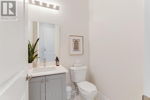 89 Maple Fields Circle, Aurora, ON - Indoor Photo Showing Bathroom