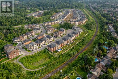 89 Maple Fields Circle, Aurora, ON - Outdoor With View