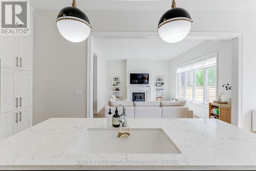 89 Maple Fields Circle, Aurora, ON - Indoor