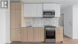 513 - 500 DUPONT STREET Toronto, ON M6G 1Y7