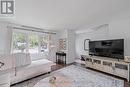 992 Eagle Court, London South (South J), ON  - Indoor Photo Showing Living Room 