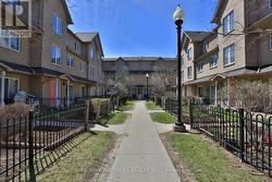 11 - 23 ST MORITZ WAY  Markham, ON L3R 4G4