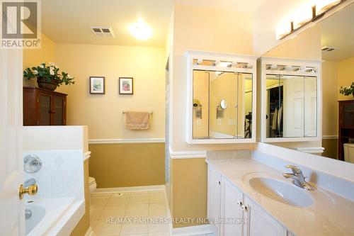 11 - 23 St Moritz Way, Markham, ON - Indoor Photo Showing Bathroom