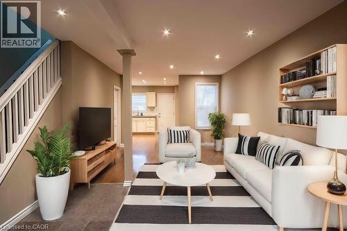57 Francis Street, Hamilton, ON - Indoor Photo Showing Living Room
