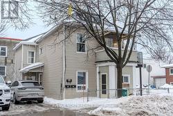 216 HANNAH STREET  Ottawa, ON K1L 7M8