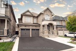 11 MAGICAL ROAD  Brampton, ON L7A 0G4