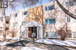 #6 4 Neill PLACE  Regina, SK S4N 2V4