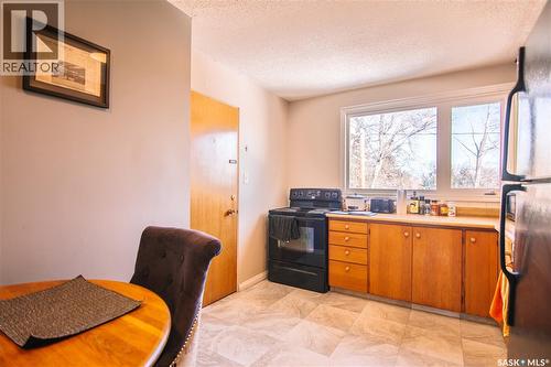 6 4 Neill Place, Regina, SK - Indoor