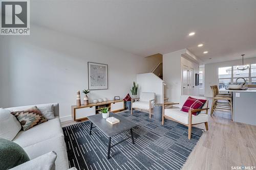 55 Rosewood Boulevard E, Saskatoon, SK - Indoor