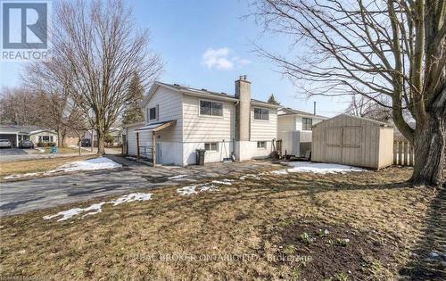 74 Helene Crescent, Waterloo, ON - Outdoor