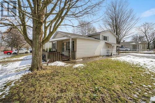 74 Helene Crescent, Waterloo, ON - Outdoor