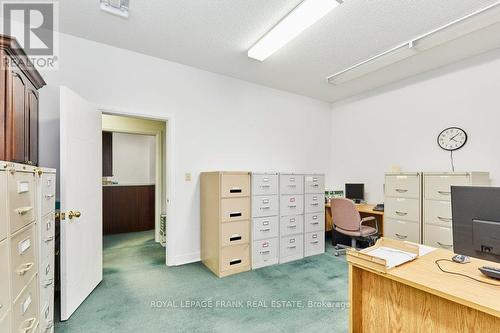 215 Simcoe Street N, Oshawa (O'Neill), ON 