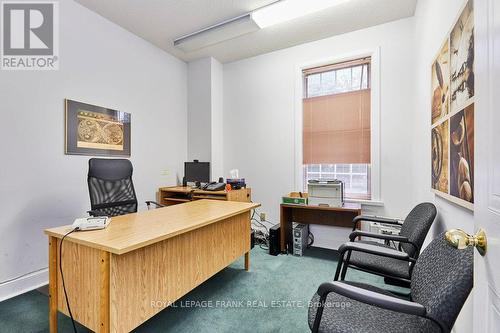 215 Simcoe Street N, Oshawa (O'Neill), ON 