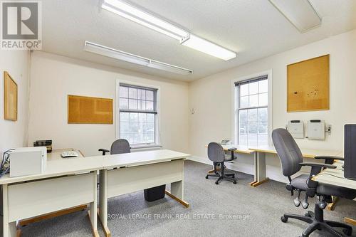 215 Simcoe Street N, Oshawa (O'Neill), ON 