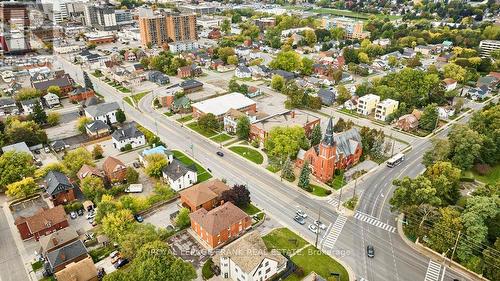 215 Simcoe Street N, Oshawa (O'Neill), ON 