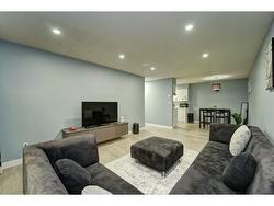 202 33450 GEORGE FERGUSON WAY  Abbotsford, BC V2S 2L8