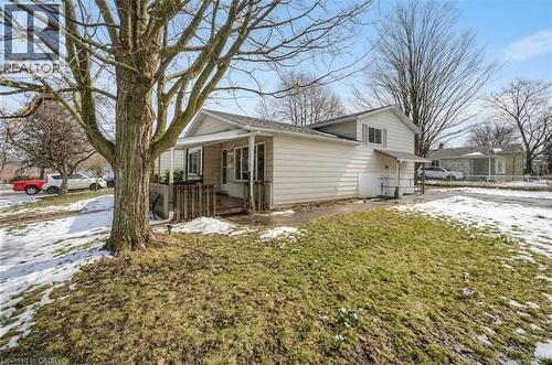 74 Helene Crescent, Waterloo, ON - Outdoor